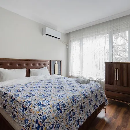 Apartman Luxury 4 Bdrm On Altiparmak *