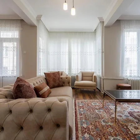 Luxury 4 Bdrm On Altiparmak Bursa