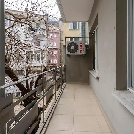 Apartman Luxury 4 Bdrm On Altiparmak