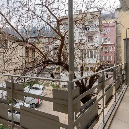 Luxury 4 Bdrm On Altiparmak Apartment Bursa